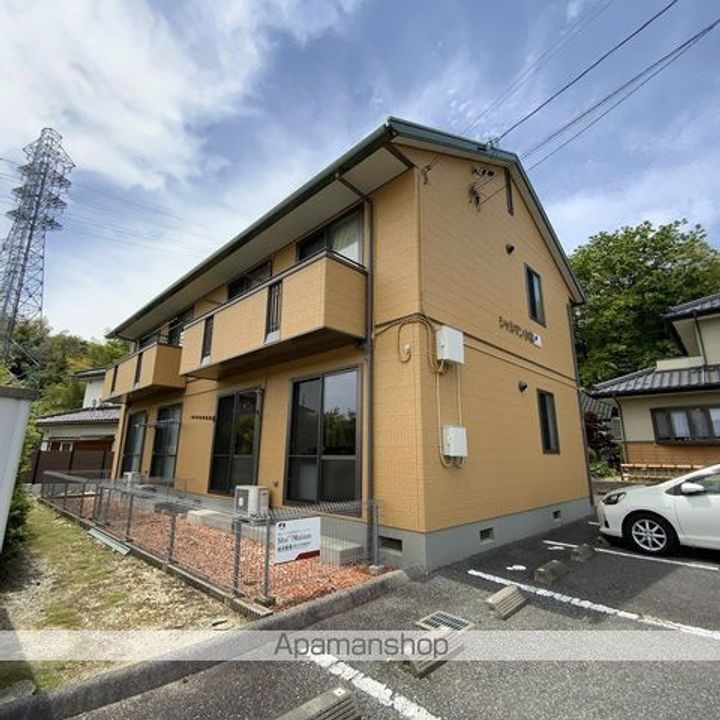 シャルマン小林101の外観
