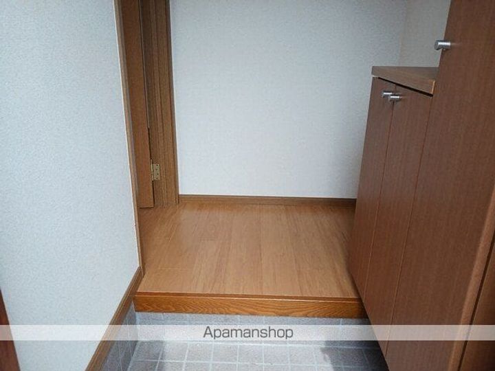 ヴィオラの玄関