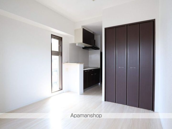 愛知県名古屋市千種区今池5丁目の賃貸マンションの内装