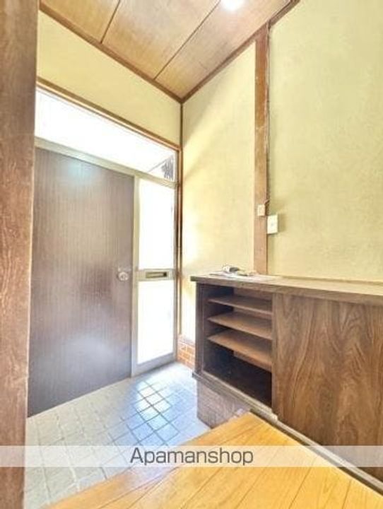 香川県高松市東ハゼ町(一戸建)の賃貸物件戸建ての玄関