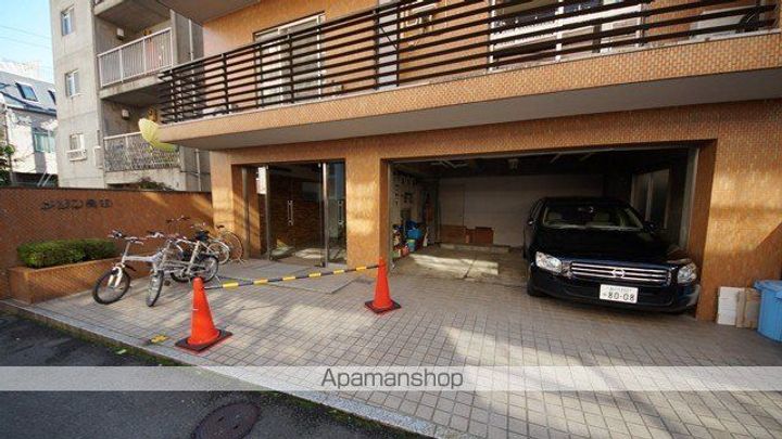 メゾン呉羽303の外観