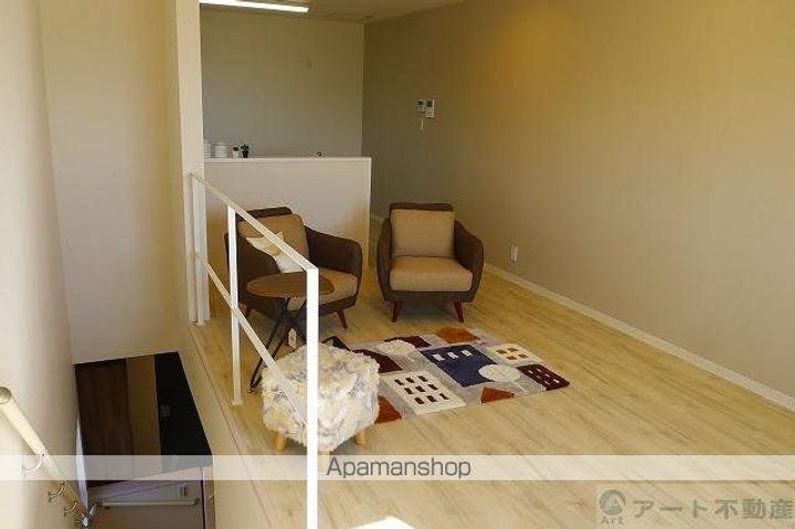 愛媛県東温市志津川の賃貸アパートの内装