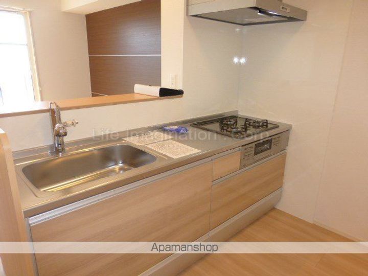 滋賀県大津市南志賀3丁目の賃貸アパートのキッチン