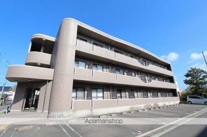 香川県高松市今里町の賃貸マンションの外観