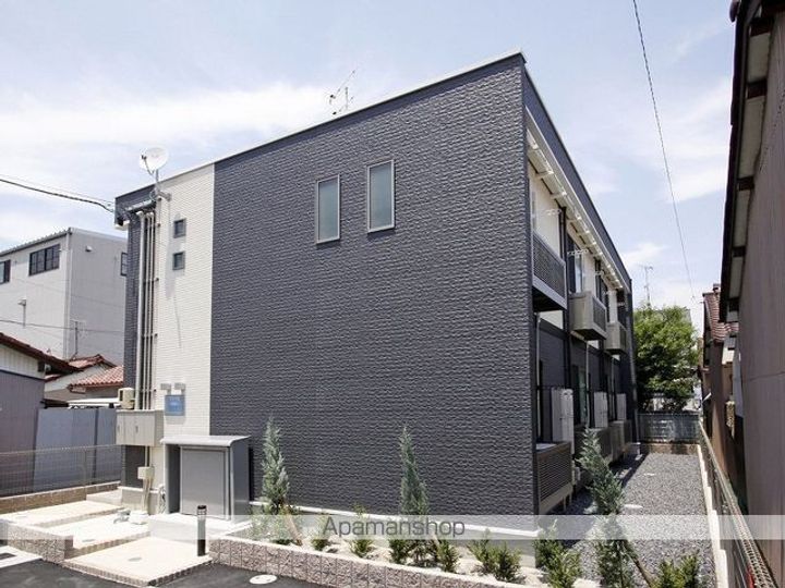 愛知県北名古屋市高田寺東の川の賃貸アパートの外観
