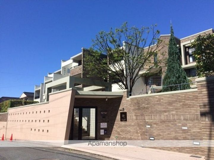 パロマヴィラ寺塚103号室の外観