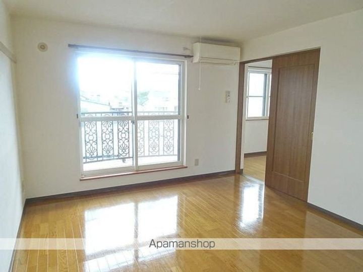 セルジェ・相生301の内装