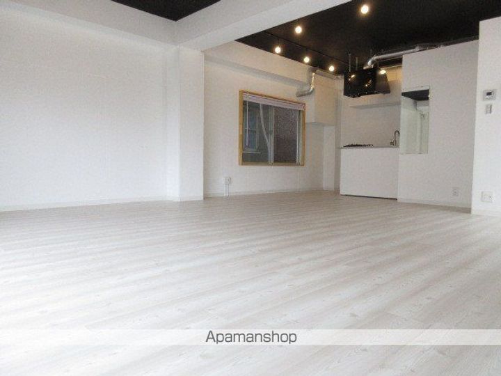 東京都杉並区高円寺南3丁目の賃貸マンションの内装