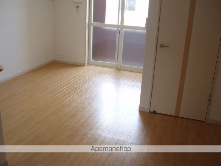 アリスハイムⅠ105の居間