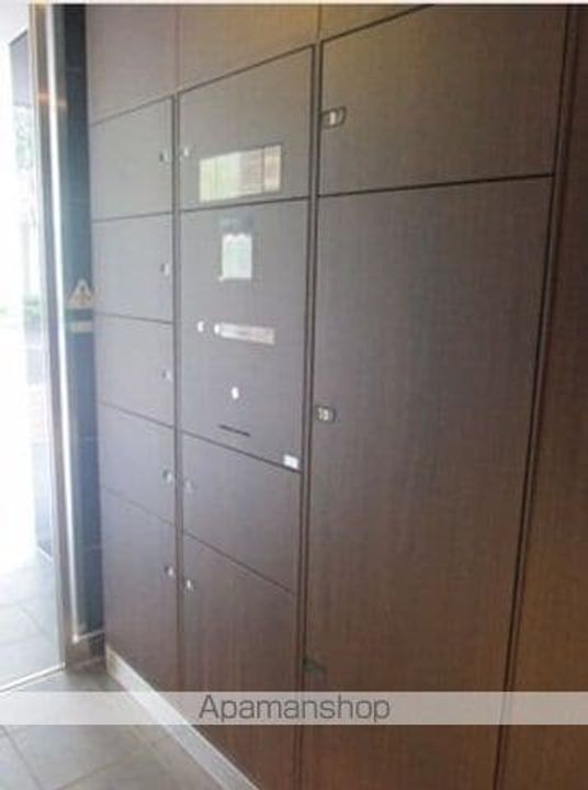 東京都中央区日本橋馬喰町2丁目の賃貸マンションの外観