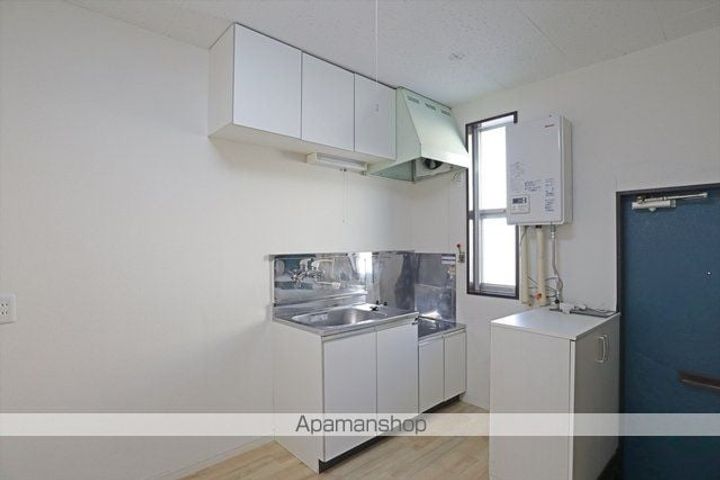 福島県郡山市安積町日出山2丁目の賃貸アパートのキッチン