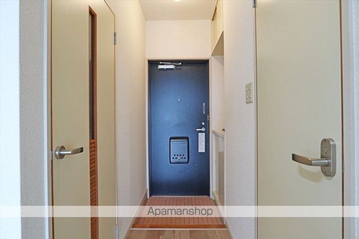 レジデンスコンフォートの玄関