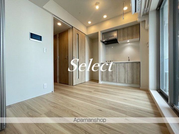 神奈川県横浜市西区平沼1丁目の賃貸マンションの居間