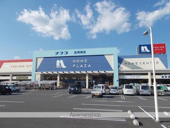ピネストピアシャロームの周辺