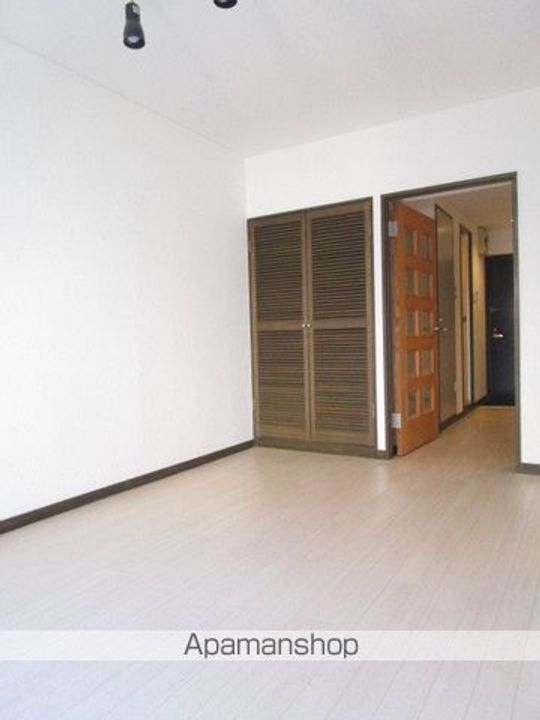 東京都杉並区堀ノ内2丁目の賃貸マンションの内装