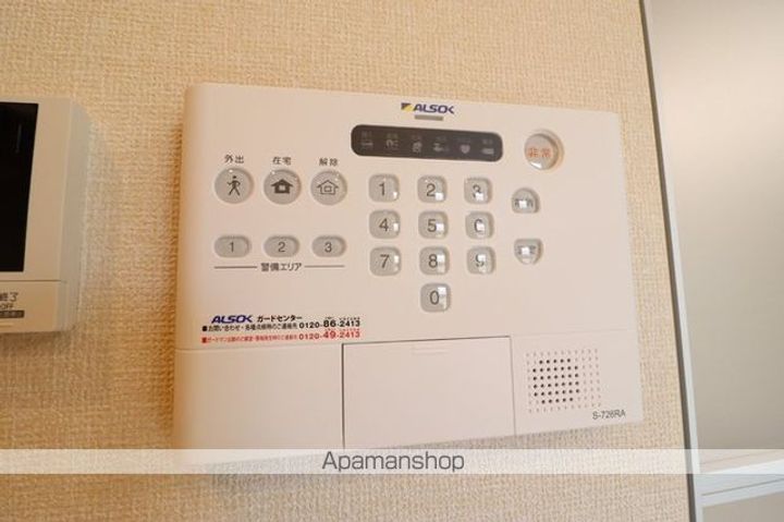 エスカレーズの玄関