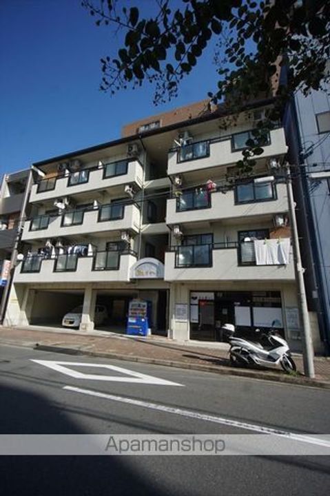 愛知県名古屋市中区金山2丁目の賃貸アパートの外観