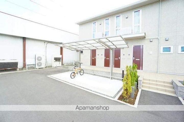 静岡県静岡市清水区吉川の賃貸アパートの外観