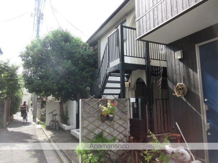 コーポ野方の外観