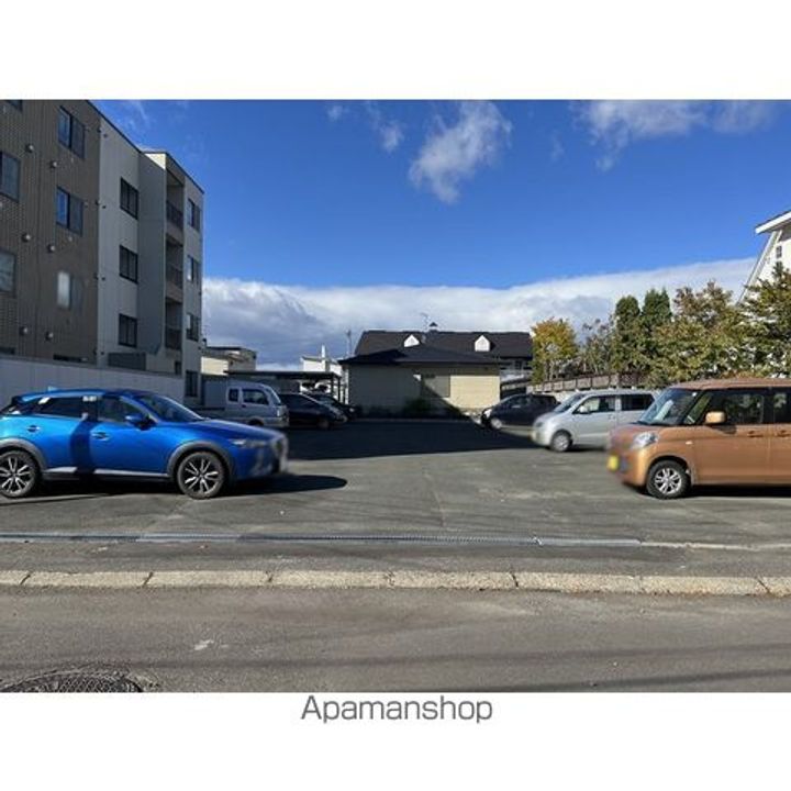 ナディア・ヴィエーレ402の外観