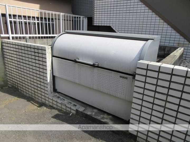 トラスティ鷺宮402の外観