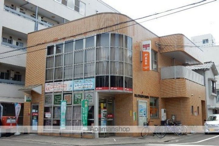 岡山県岡山市北区蕃山町の賃貸マンションの周辺