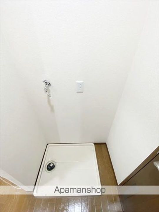 スクーデリア中庄Bの内装