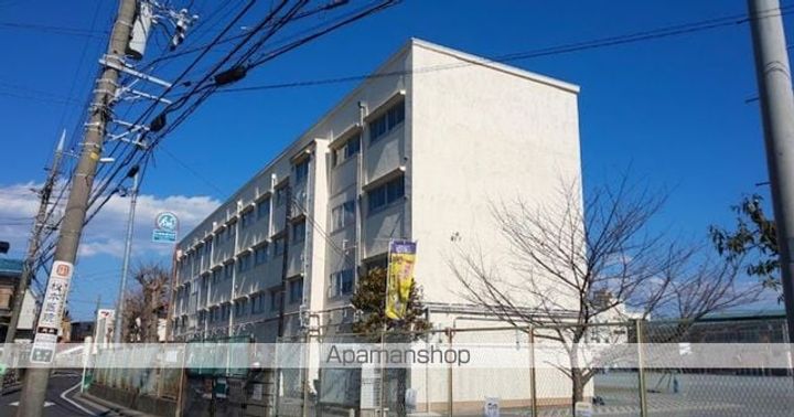 レオパレス上大岡東の周辺