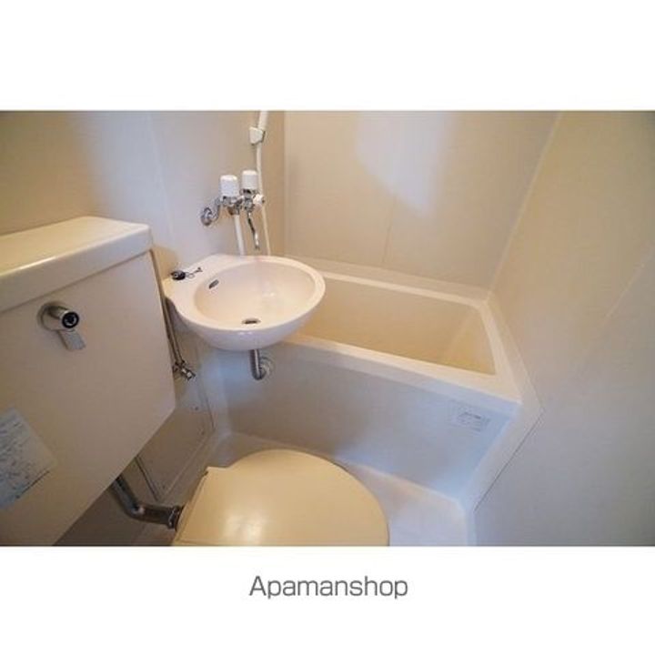 神奈川県川崎市多摩区三田1丁目の賃貸マンションの風呂