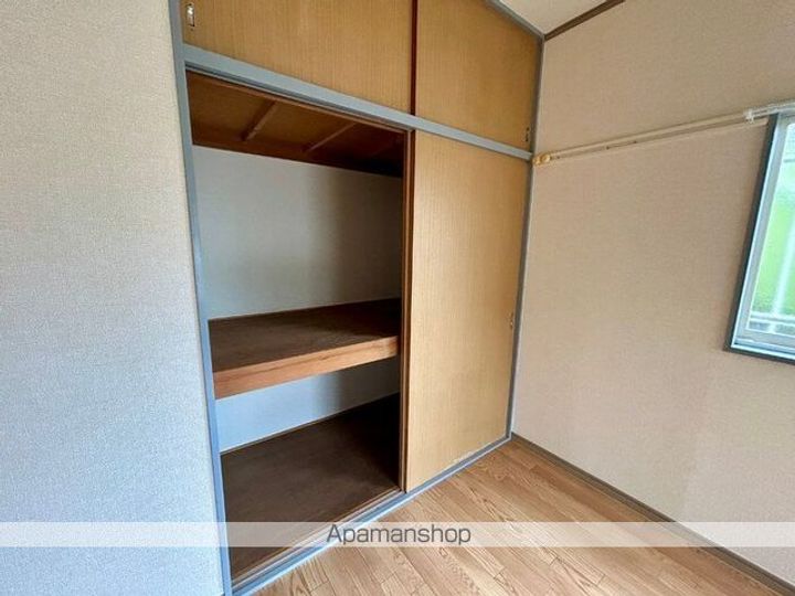 オークス小林の内装