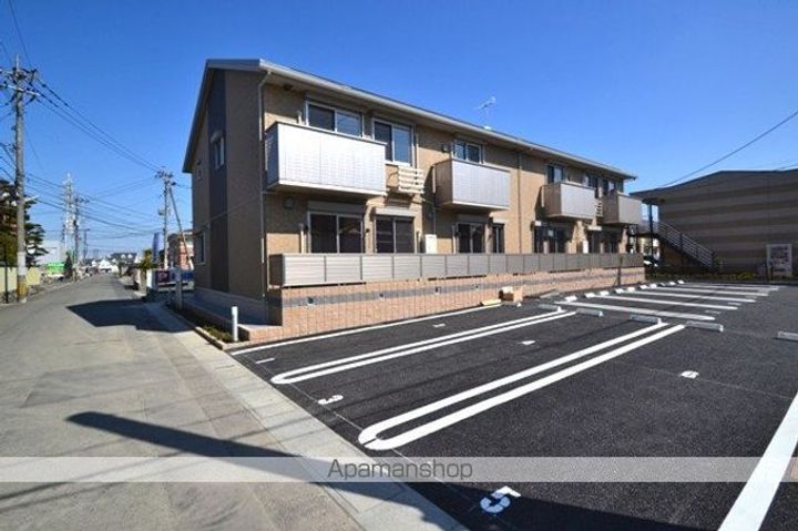 熊本県八代市横手新町の賃貸アパートの外観