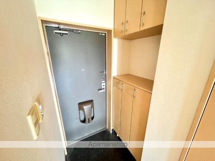 LONG HILLS(ロング ヒルズ)の玄関