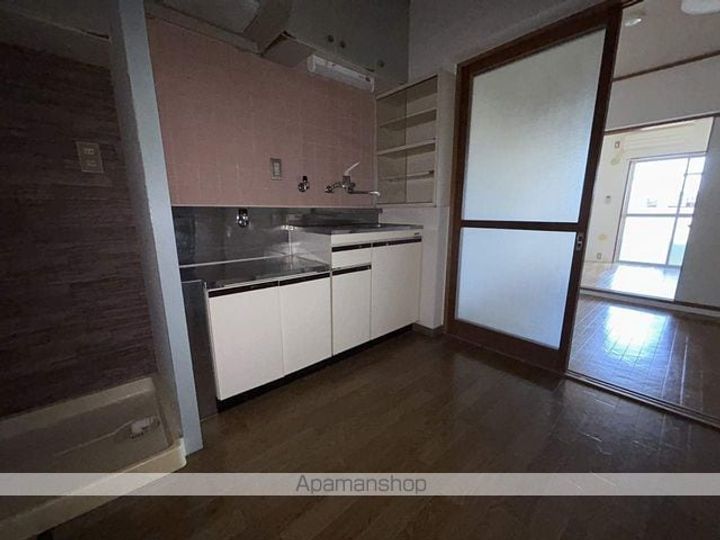 平和マンション上杉302の内装