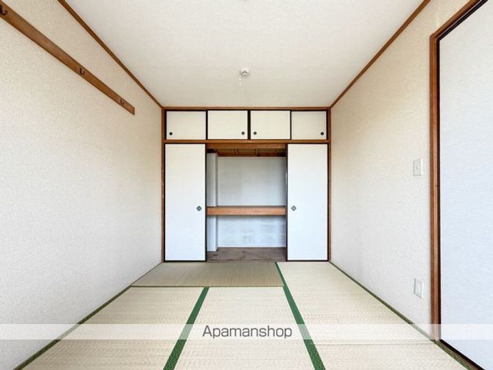 ビラ根岸の内装