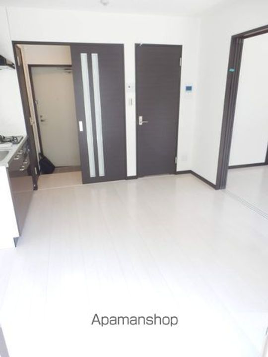 千葉県千葉市中央区登戸2丁目の賃貸マンションの内装