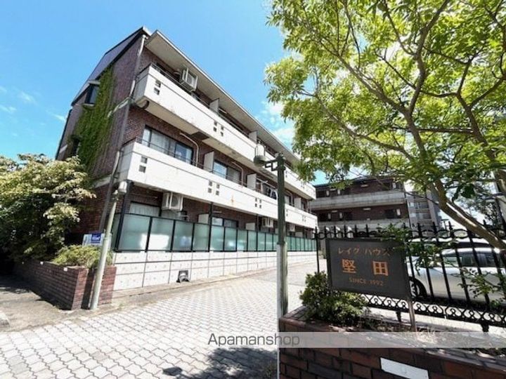 滋賀県大津市本堅田4丁目の賃貸マンション202の外観