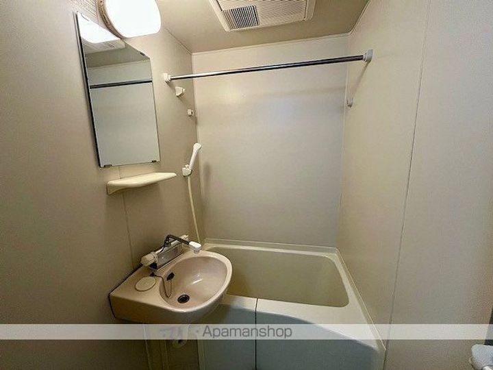 レオパレス東町202の風呂