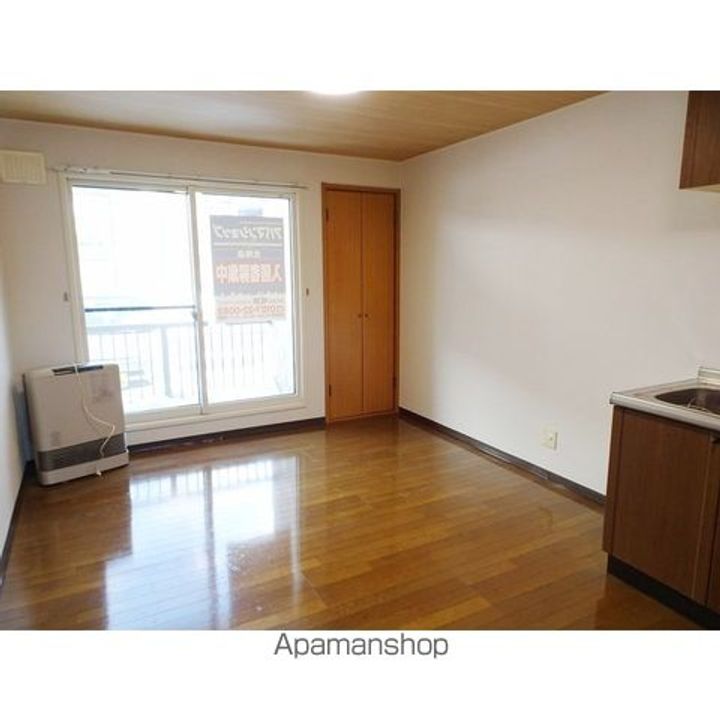 中ノ島センターパーク3番館101の居間