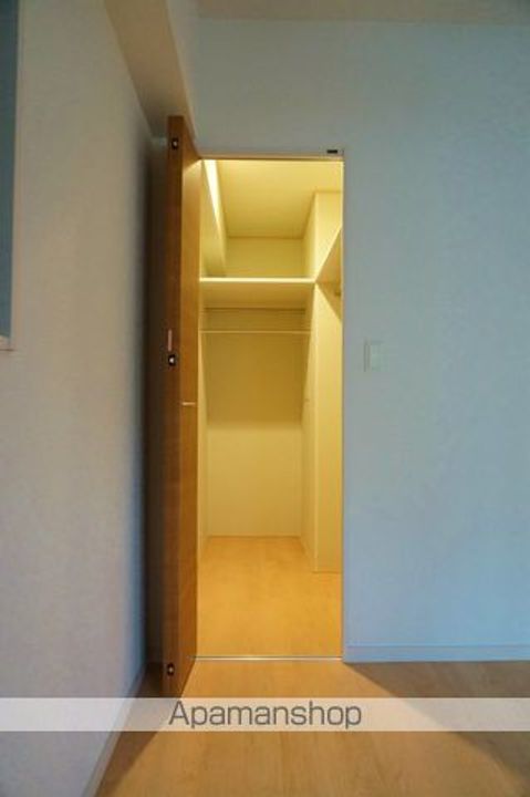 福岡県福岡市博多区博多駅南2丁目の賃貸マンションの内装