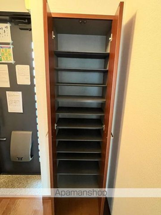 オーガスタ・スクウェアの内装