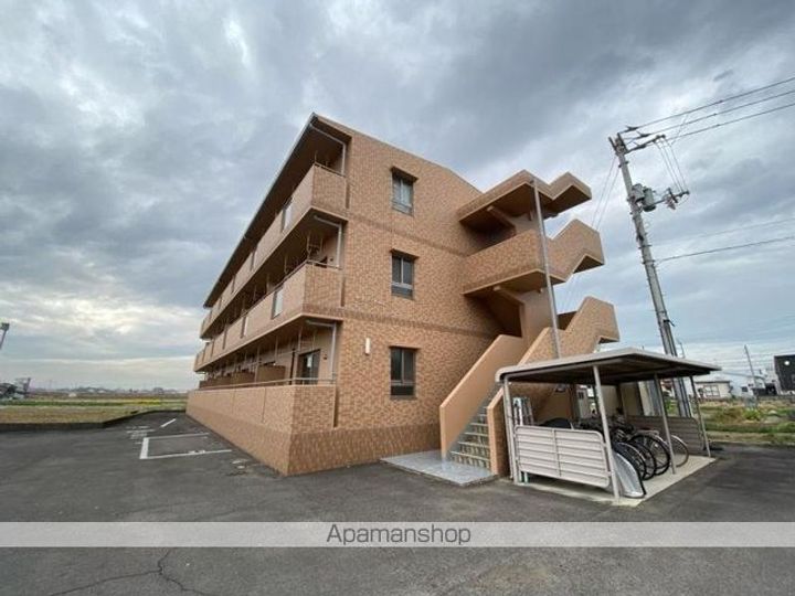 サクシードU.101の外観