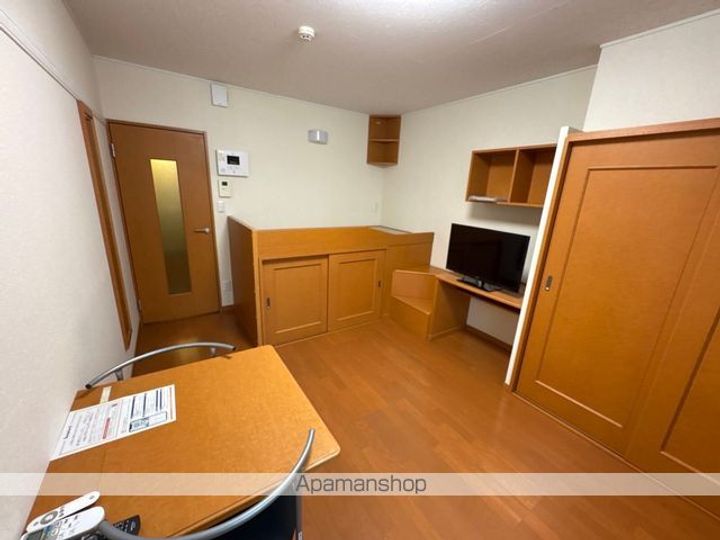 レオパレスレキアの居間