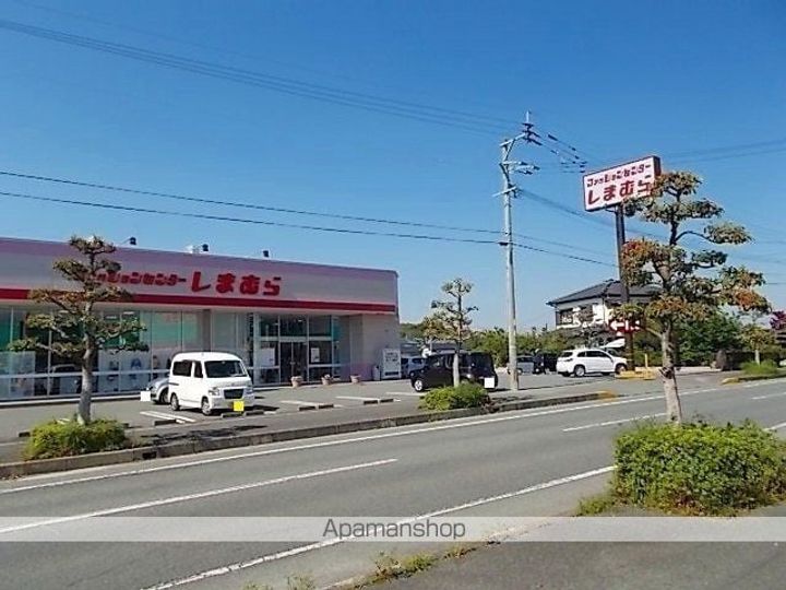 クレールアムールの周辺