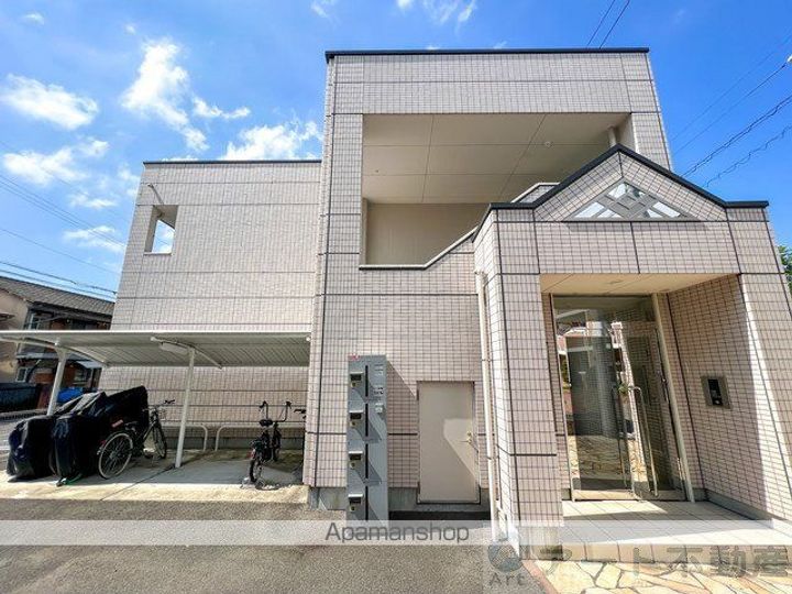 愛媛県松山市小坂4丁目の賃貸アパートの外観