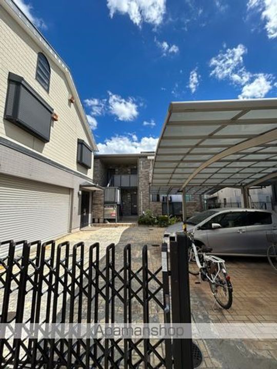 ドルフスクエアーの外観