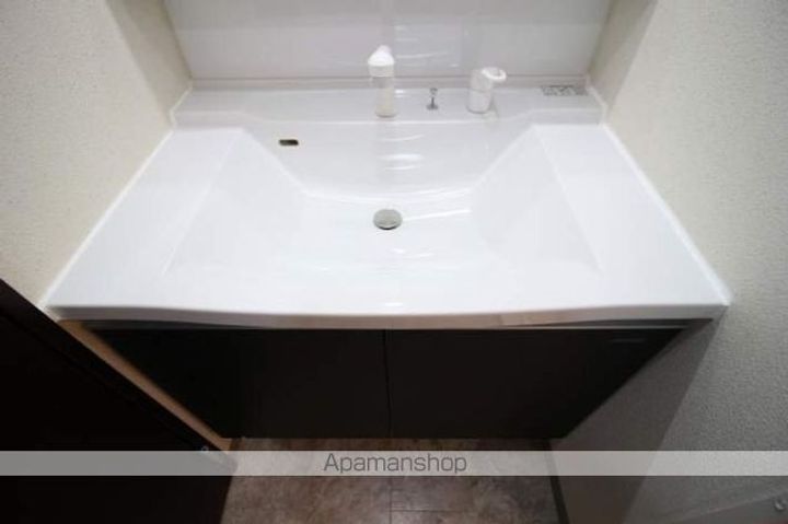 岡山県岡山市北区学南町1丁目の賃貸マンションの内装