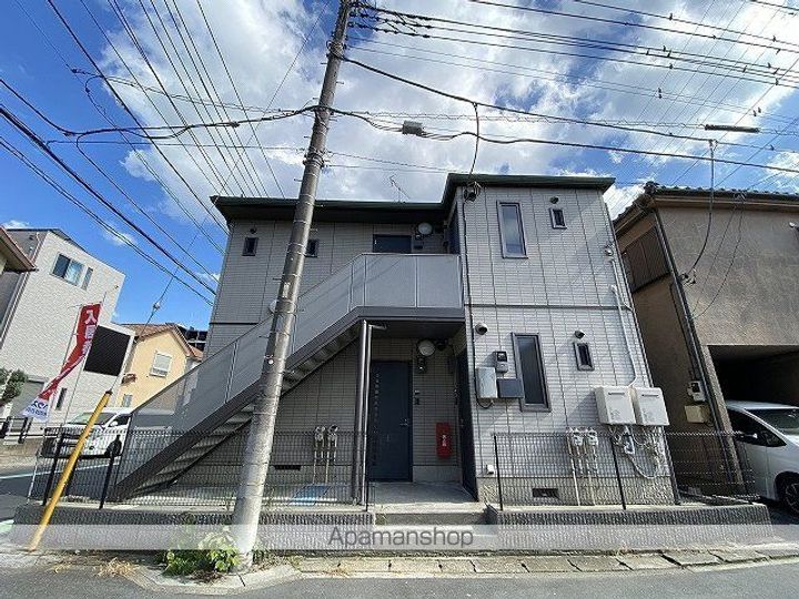 埼玉県三郷市谷口の賃貸アパートの外観