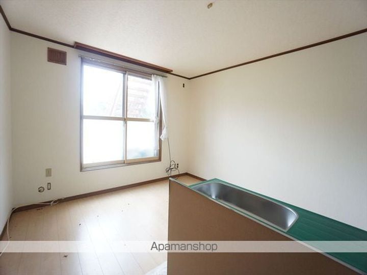 寿マンション102の内装