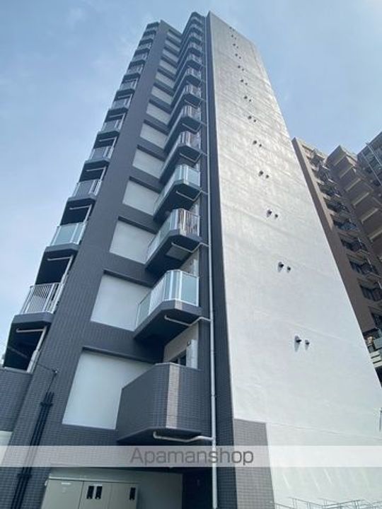 埼玉県三郷市三郷1丁目の賃貸マンションの外観