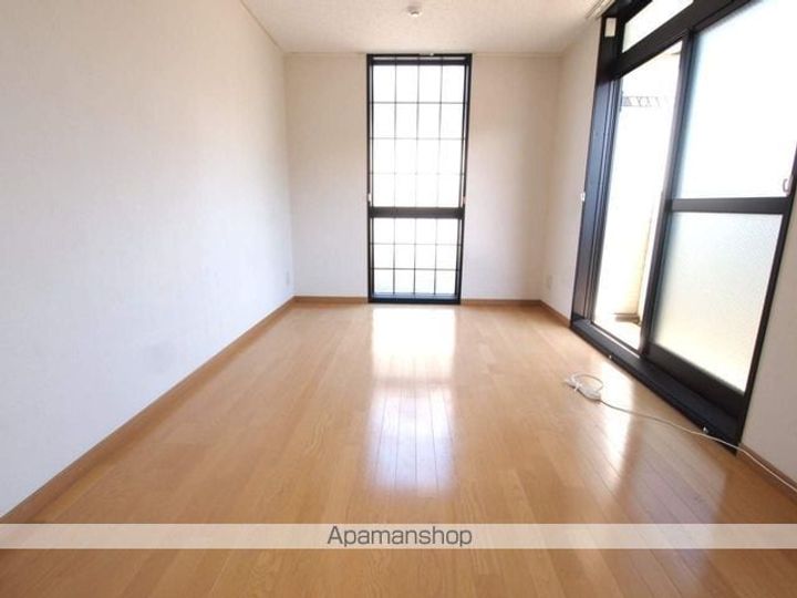 レオパレスメゾン桔梗101の内装